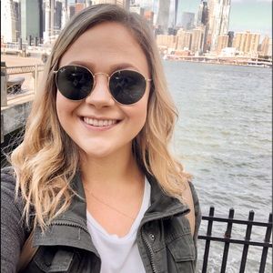 Meet your Posher, Sarah